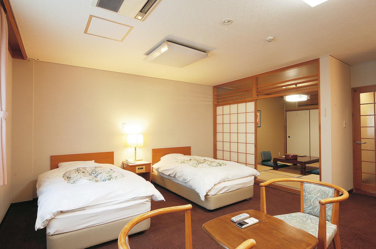Watarase Onsen Hotel Yamayuri Hongu Esterno foto