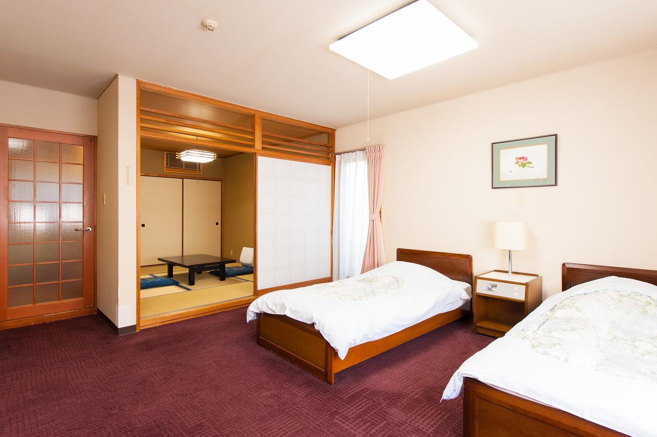 Watarase Onsen Hotel Yamayuri Hongu Esterno foto